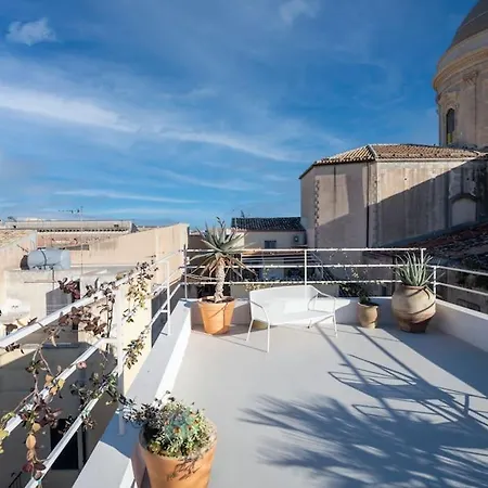 Apartment Casa Telesio, Grandi Terrazze Panoramiche Noto